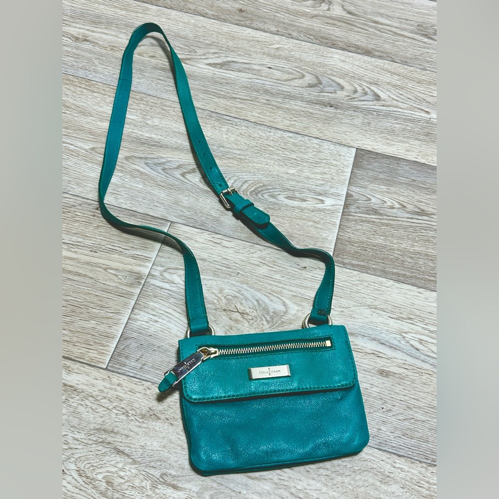 Cole Haan Leather Crossbody Handbag Aqua Two Main Compartment 7"W x 5 E115